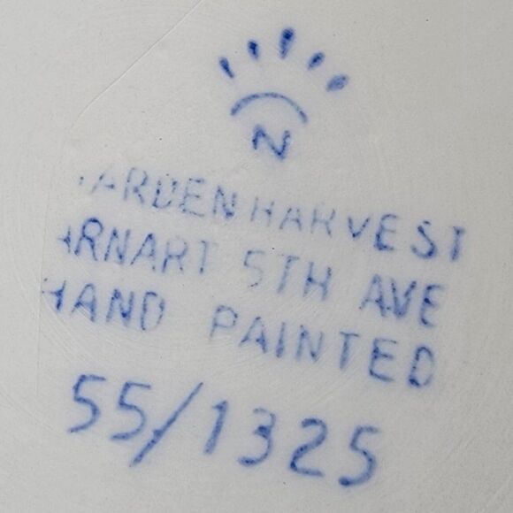 Vintage Beautiful Garden Harvest Canister with Lid 7" Hand-Painted Onion Pepper - Picture 9 of 9